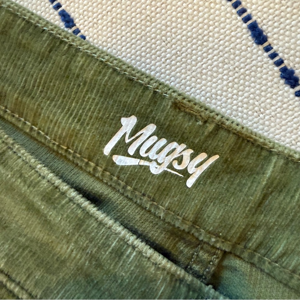 Men's Olive Green Corduroy Jeans - Picture 4 of 4